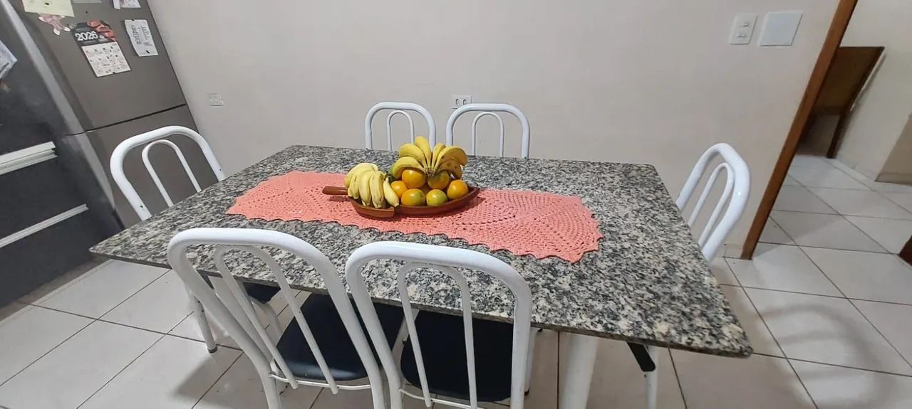 Mesa de Cozinha 6 Lugares