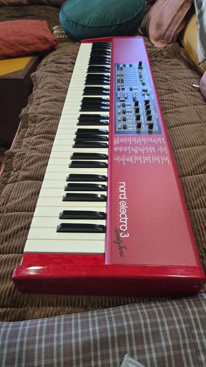 Nord Electro 3 SW73