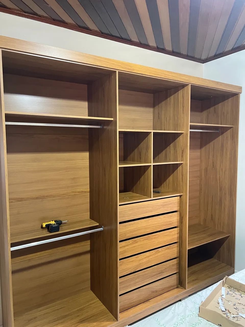 2 bicama de solteiro e 1 guarda roupa de casal! - Foto 4