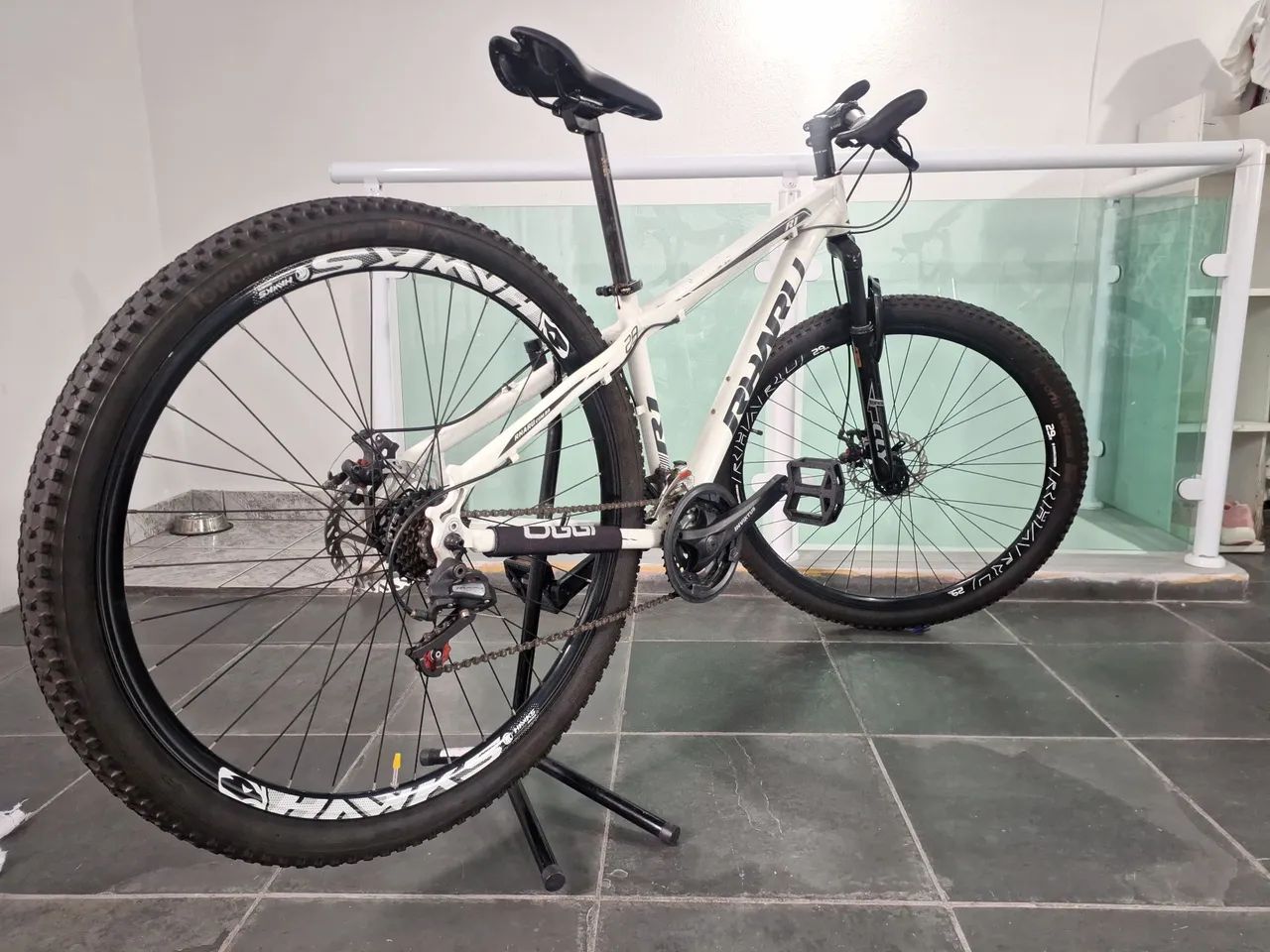 Bicicleta aros 29 c/freios à disco  - Foto 2