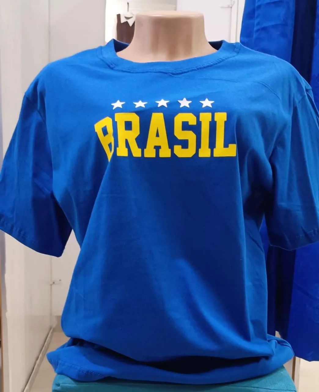 Lote de roupas - Foto 3