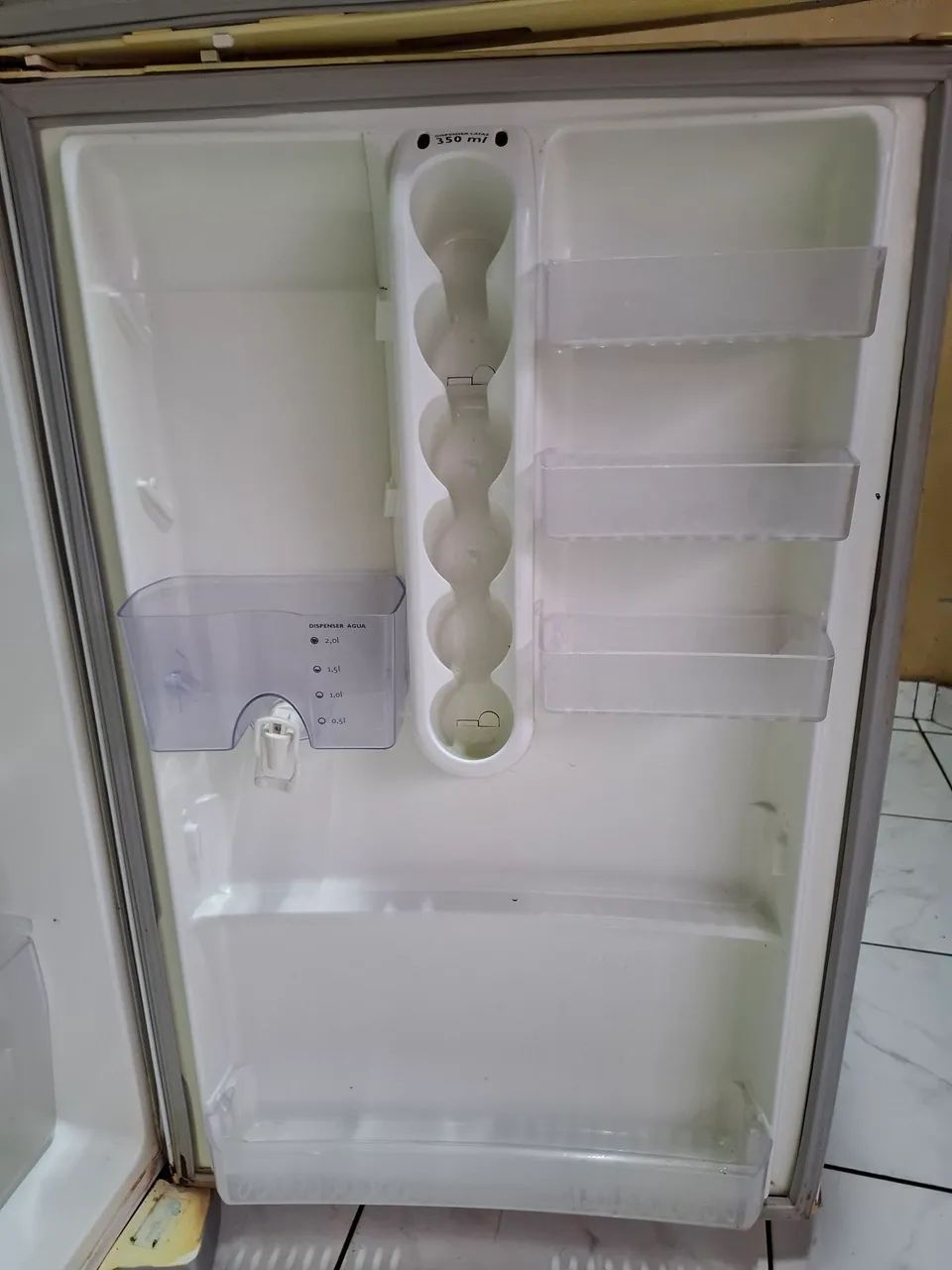 Vendo geladeira Eletrolux DFF37 - Foto 2