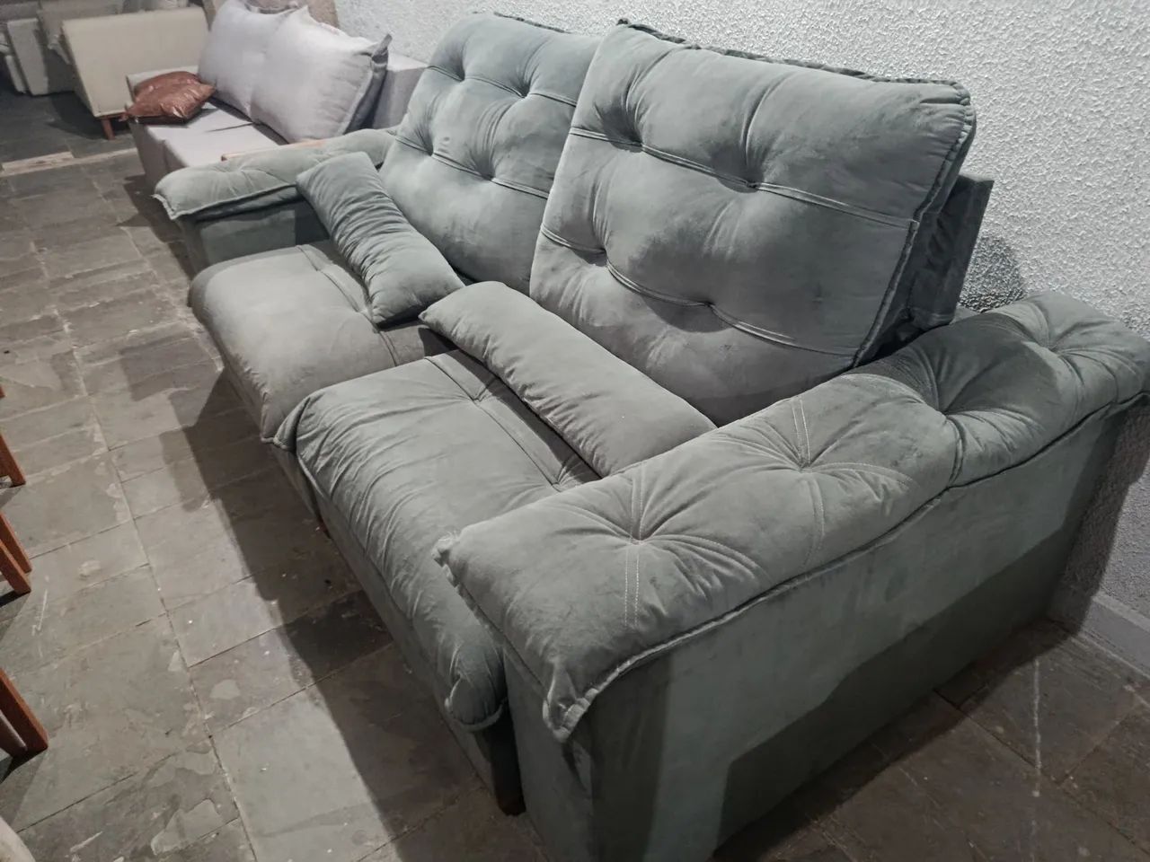 Sofá Boulevard Retrátil e Reclinável 2,30 - Peça Única 