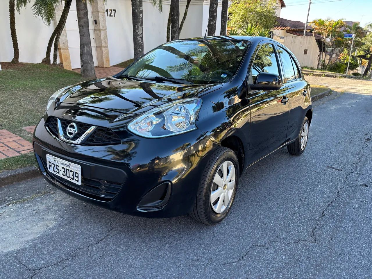 Nissan March 2018