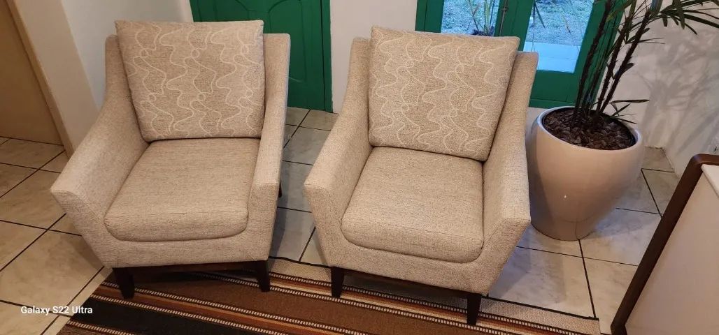Par de Poltronas Decorativas Modernas - Excelente Estado - Foto 3