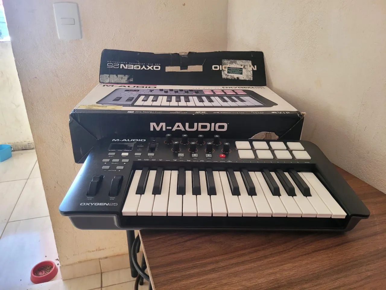 Home Studio teclado, mesa e mic no preço  - Foto 2