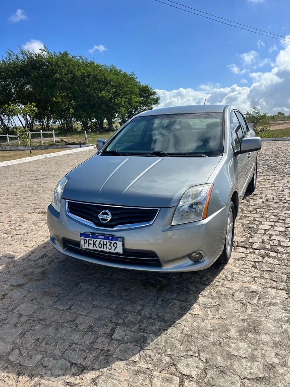 Nissan Sentra Sentra 2.0/ 2.0 Flex Fuel 16V Aut. 2011