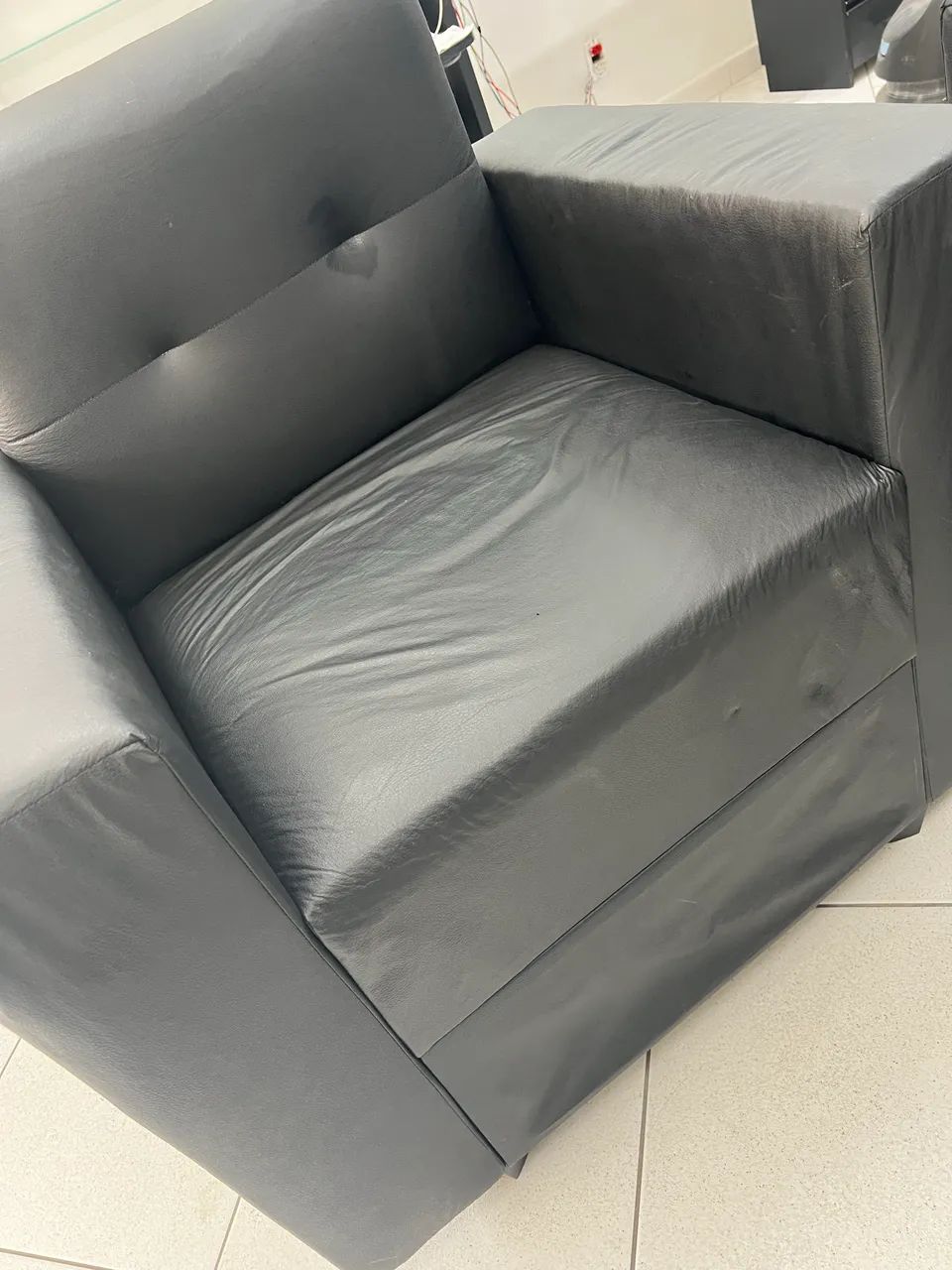 Poltronas Novas tenho 4 - Foto 2