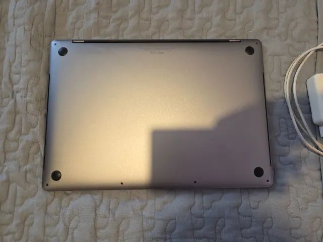 Macbook Pro 2019 16' i7 16GB 512SSD - Foto 3