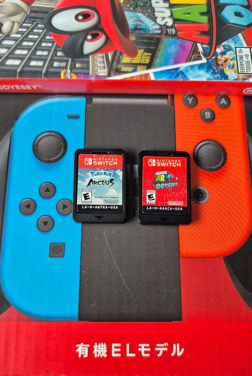 Nintendo Switch Oled 64GB - Jogos de Vídeo Game - Ouro Verde