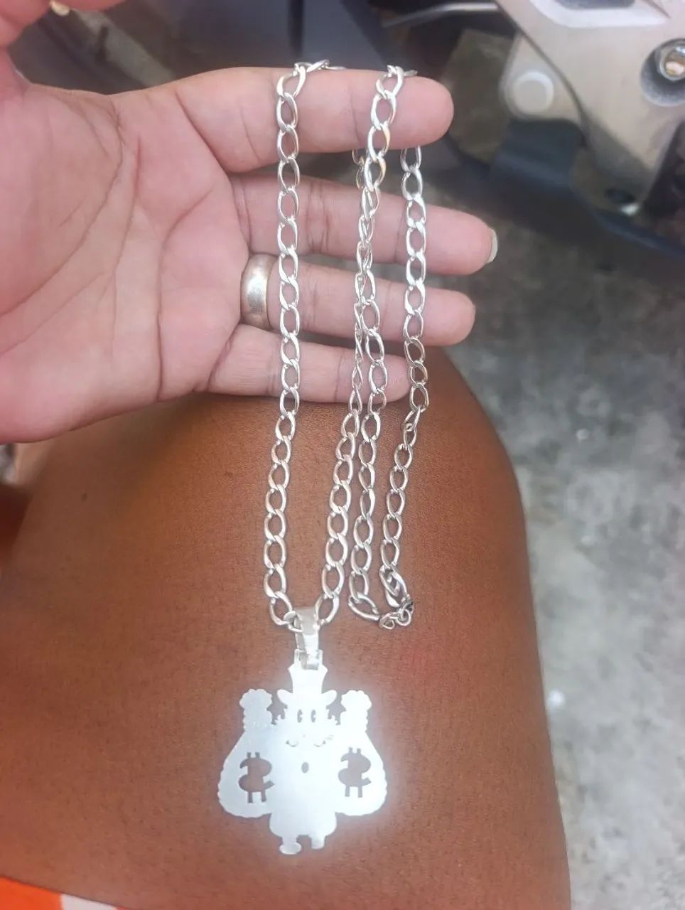 Relógio+ cordão 