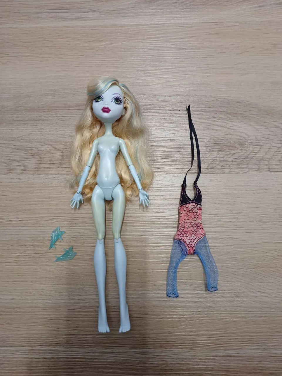 Boneca lagoona monster high 