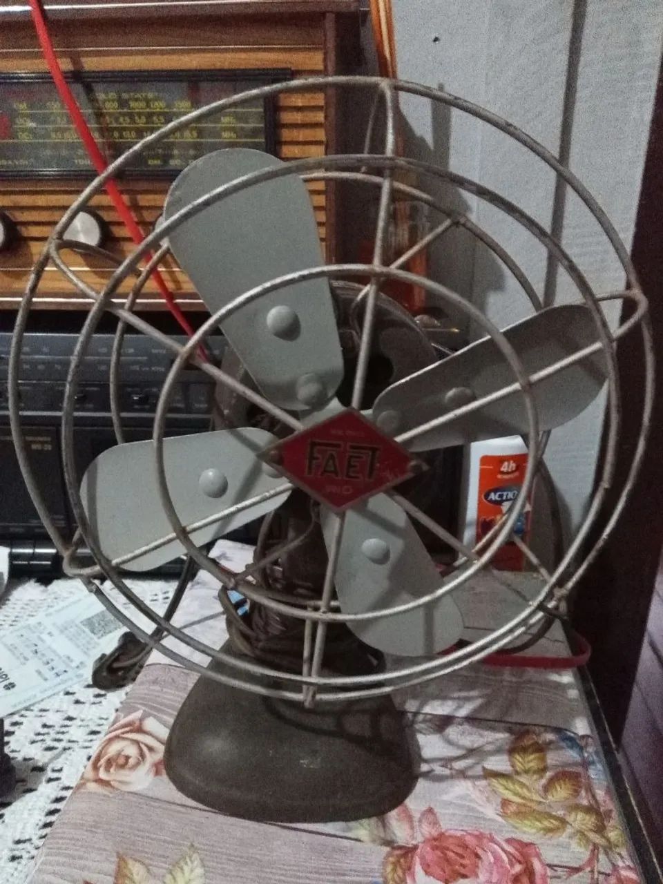 Ventilador pequeno antigo 