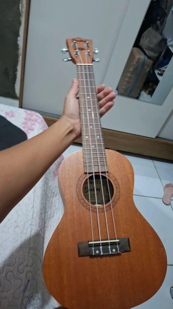 ukulele seminovo - Foto 5