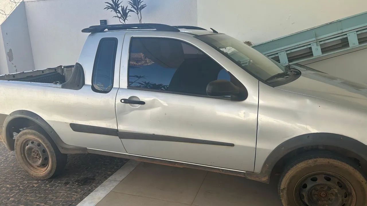 Fiat Strada 1.4 MPI Fire Flex 8V CE 2009 - Foto 3