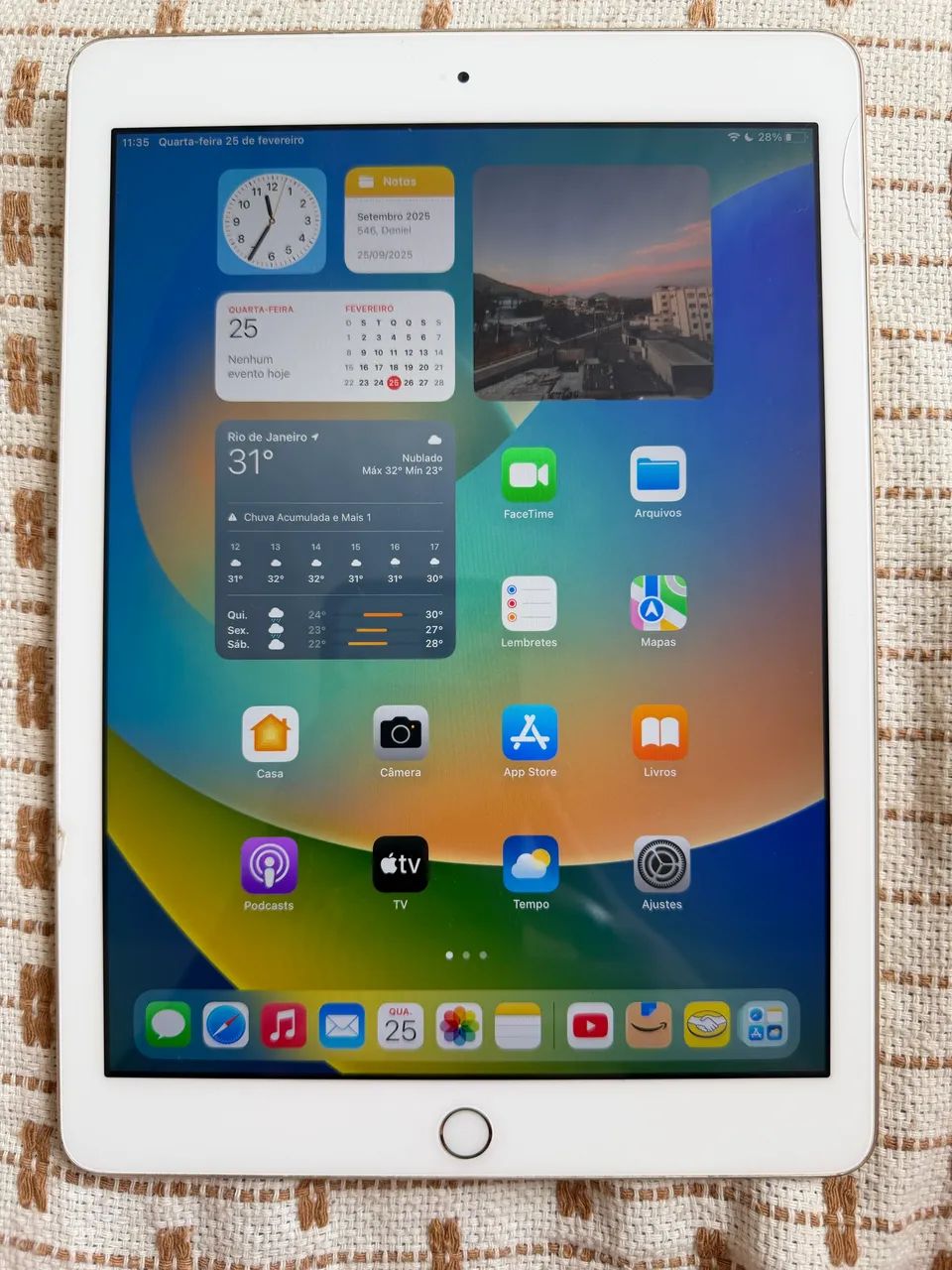 Apple - Ipad A1822 - 32gb - Gold - 5th Generation (geração) Usado