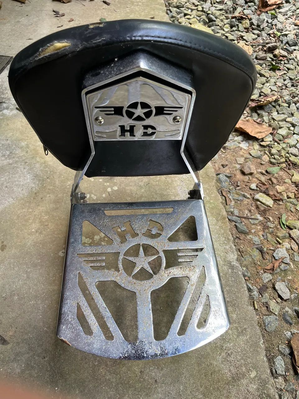 Vende-se encosto para assento da Harley Davidson 