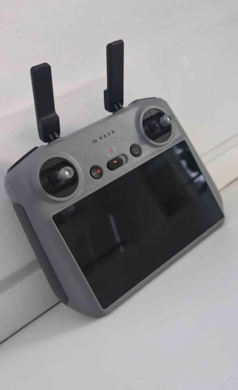 DJI Mini 4 Pro Fly More Combo + RC2 (Estado excelente, 3 baterias) - Foto 3