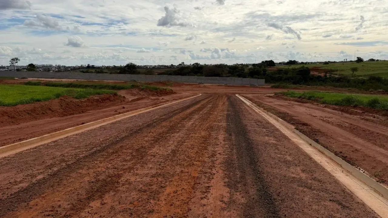 Lote/Terreno para venda possui 300 metros quadrados - Foto 11