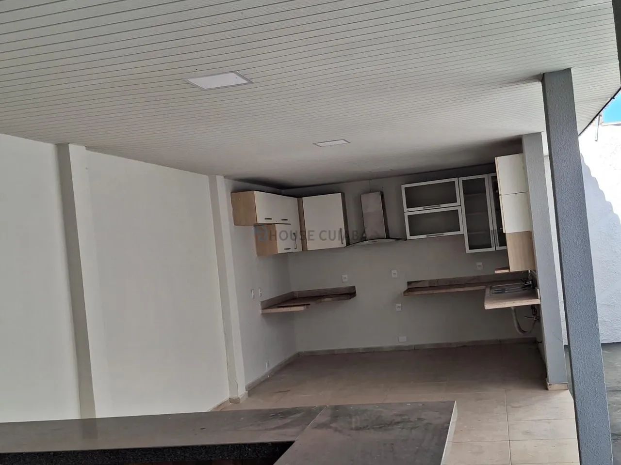 Casa 3 quartos, sendo 2 suítes com closet e sacada - Foto 3