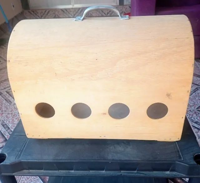 Caixa de transporte de madeira para cães e ou gatos - Foto 2