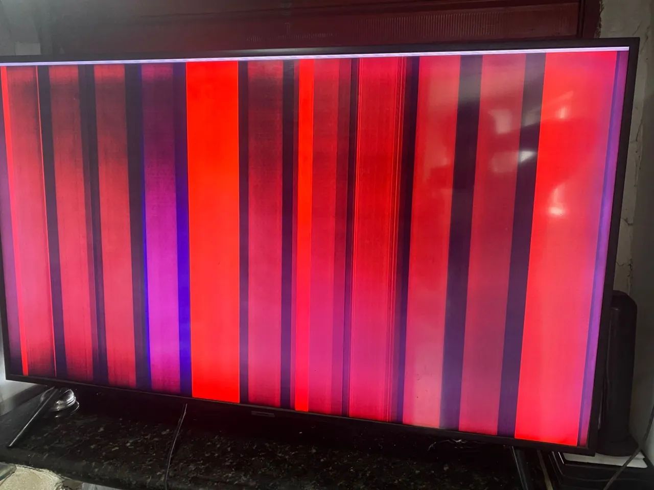 Tv 50 polegadas 4 k cristal Samsung com defeito 
