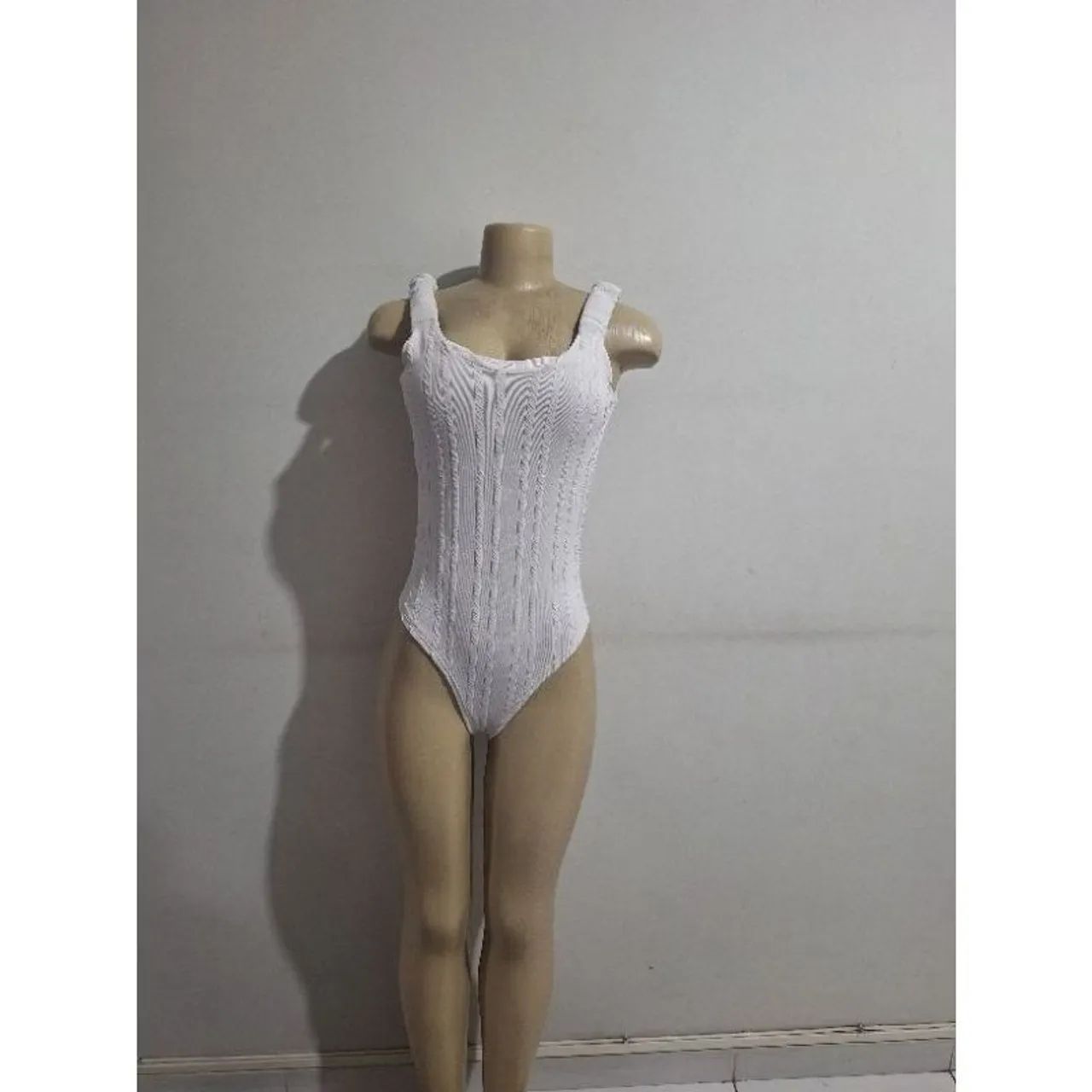 Body feminino branco 