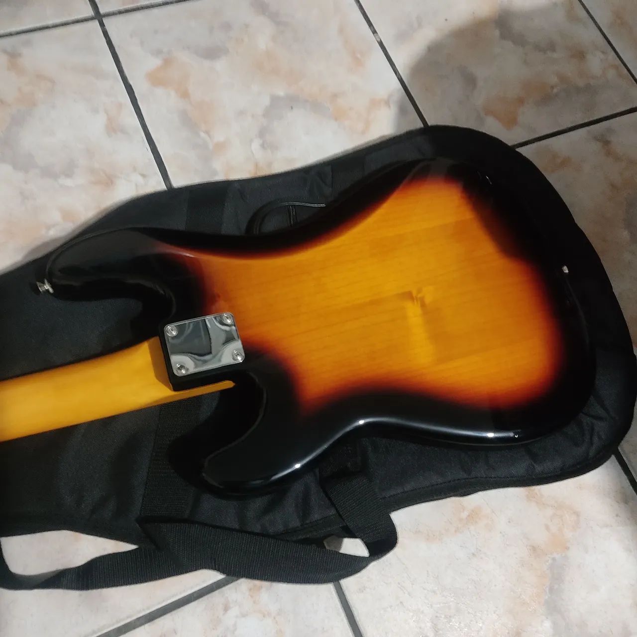 Fender Vintera II 60's Precision Bass 2023 - Foto 5