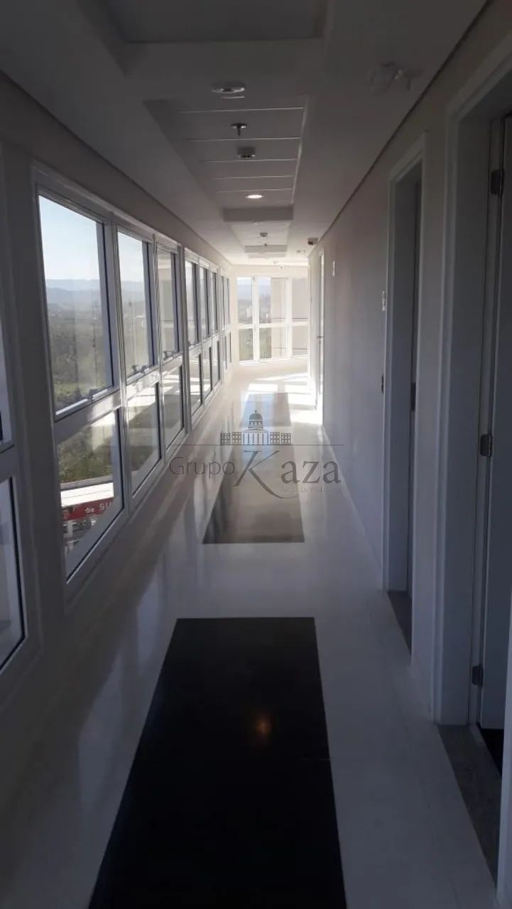 Comercial Sala Condomínio em São José dos Campos - Foto 4