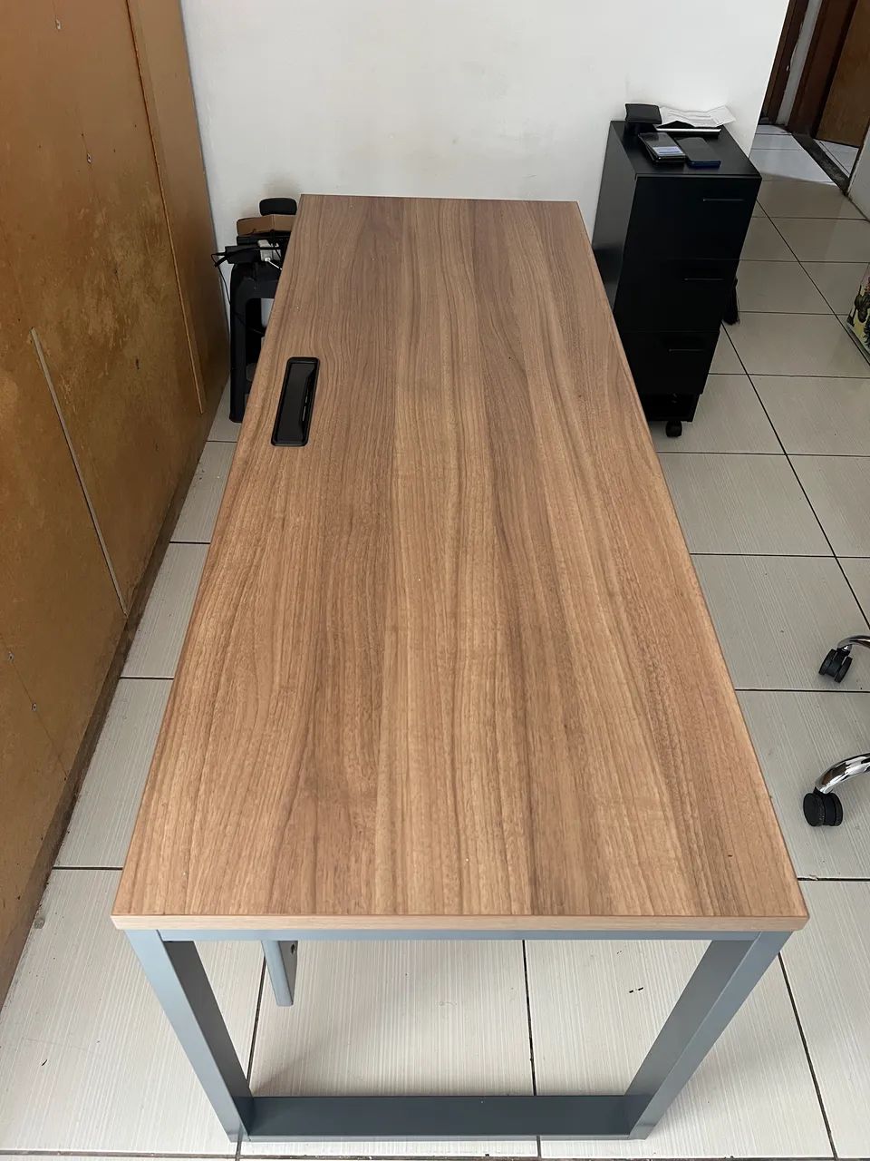 Mesa Grande Escritório Nova