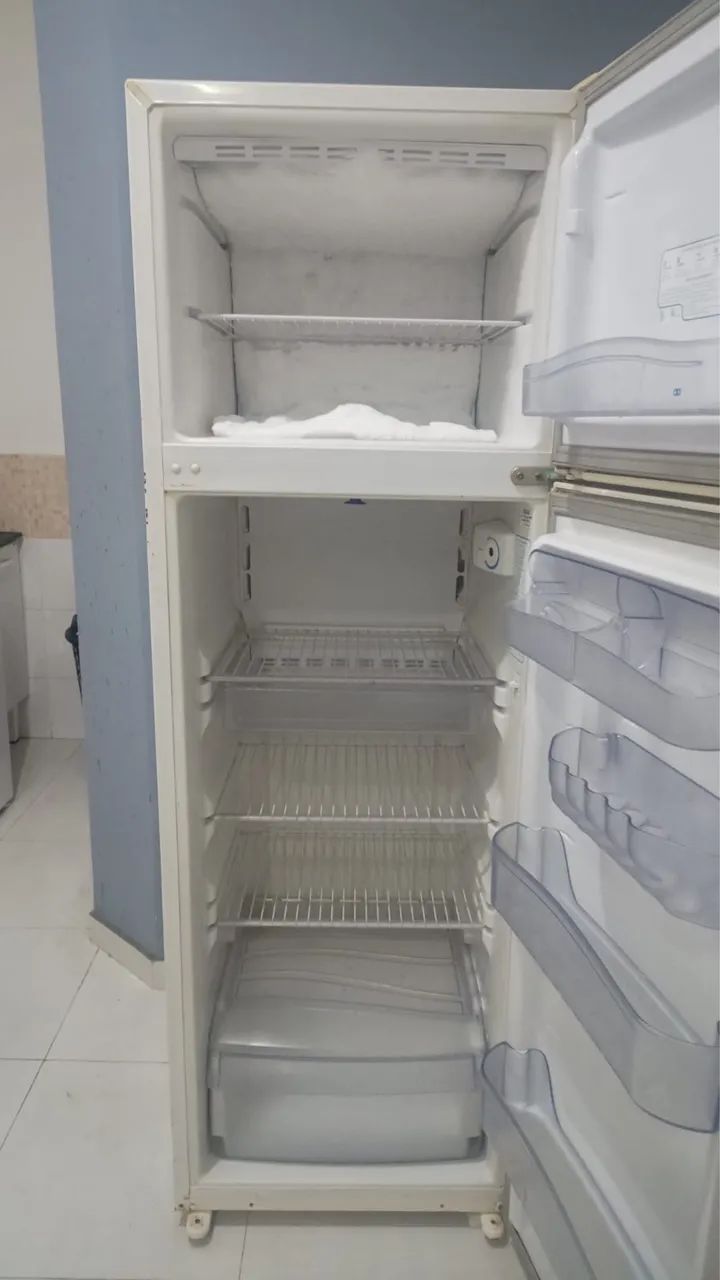 Geladeira cônsul 