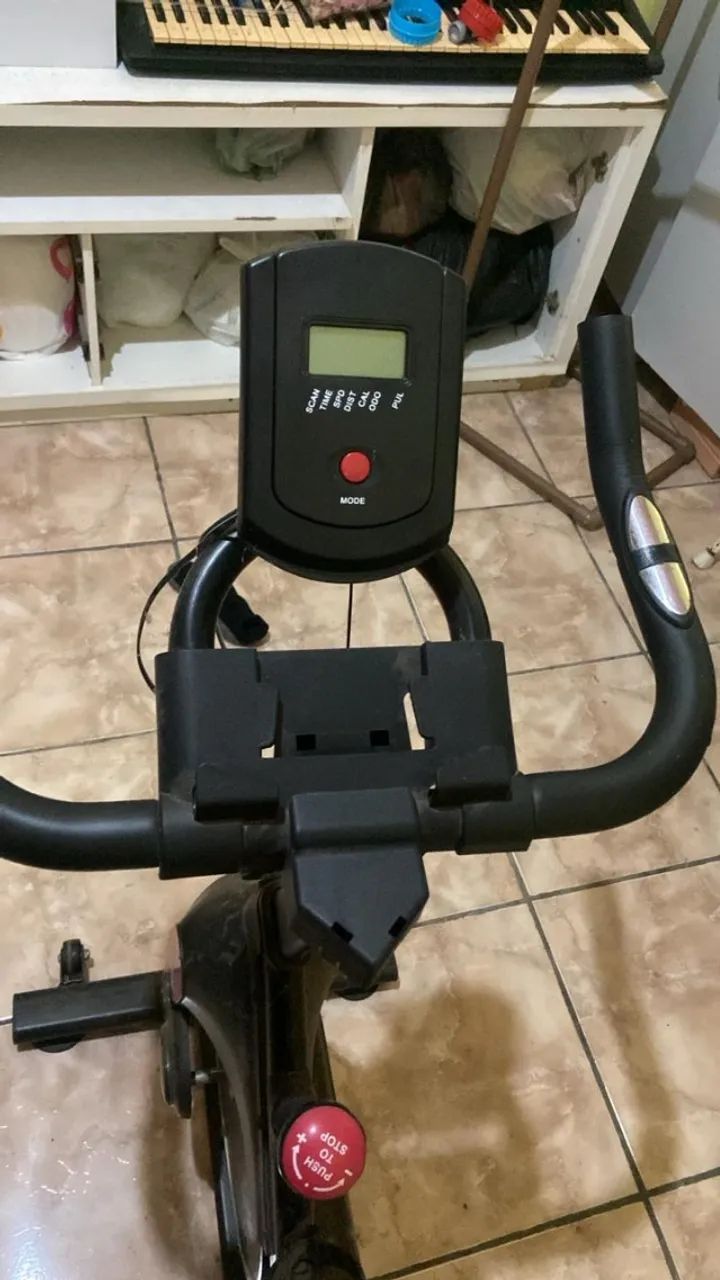 Bicicleta estática  - Foto 3