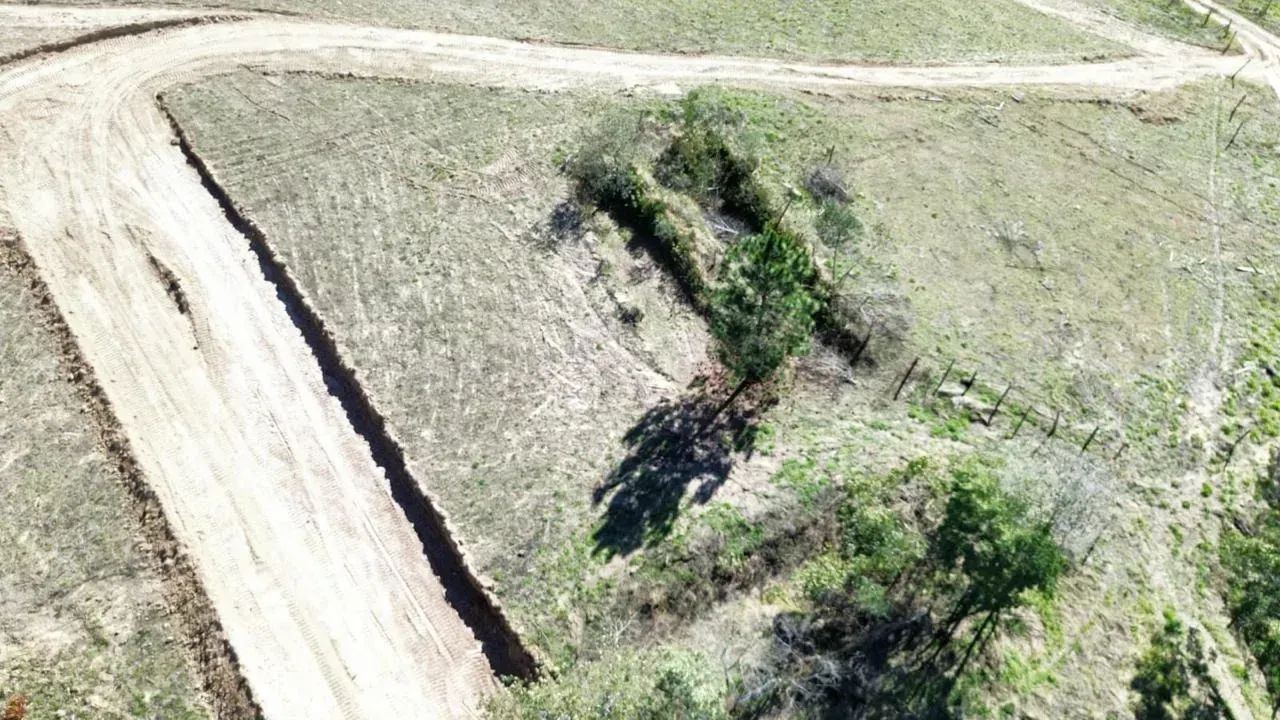 Terrenos com Riacho e Fundo para Área Verde - Foto 2