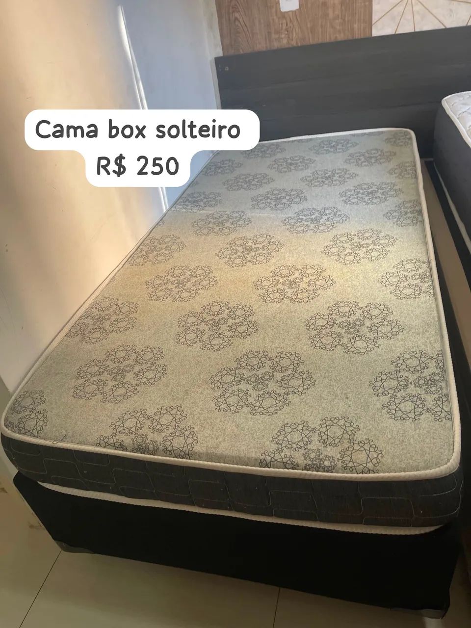 Camas e mesa - Foto 2