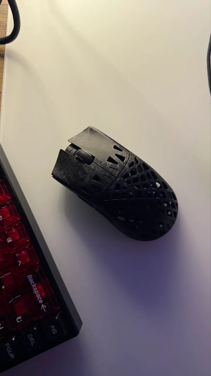 Mouse ATK Ghost Ultimate - Periféricos e Acessórios de Computador