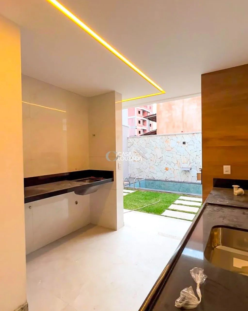 Casa Duplex geminada 03 quartos com 01 suíte em Jardim Asteca - Foto 3