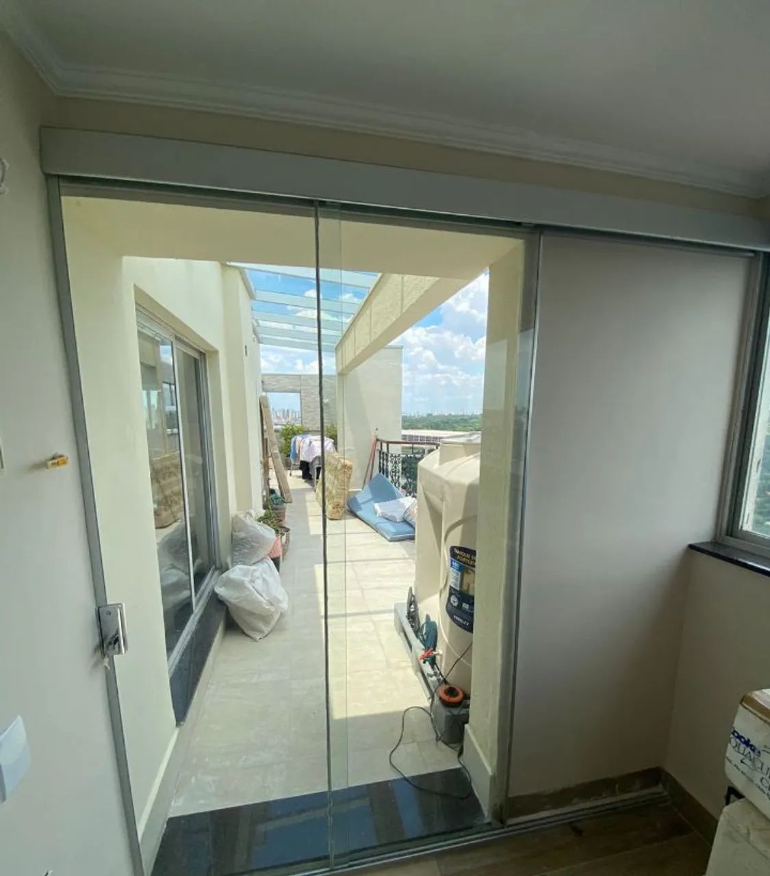 Vendo porta de vidro 2 folhas 