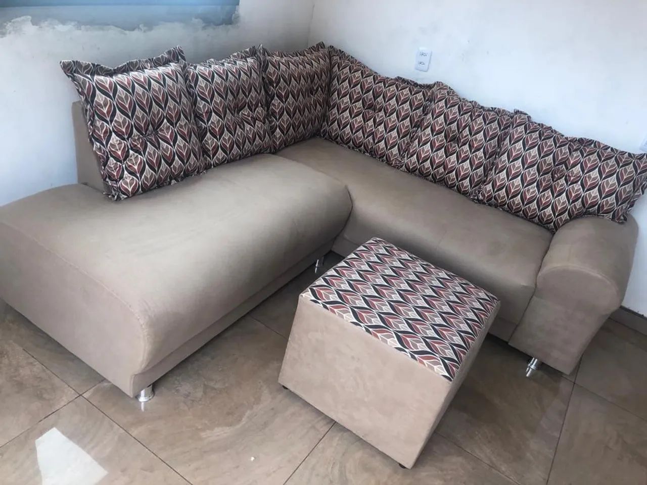 Tapeçaria reforma de sofá  - Foto 4