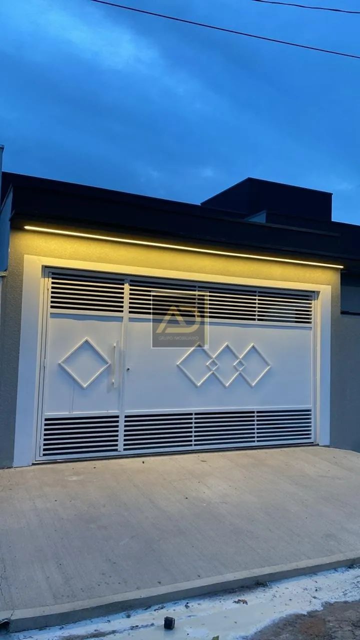 CASA RESIDENCIAL em INDAIATUBA - SP, VILA CASTELO BRANCO