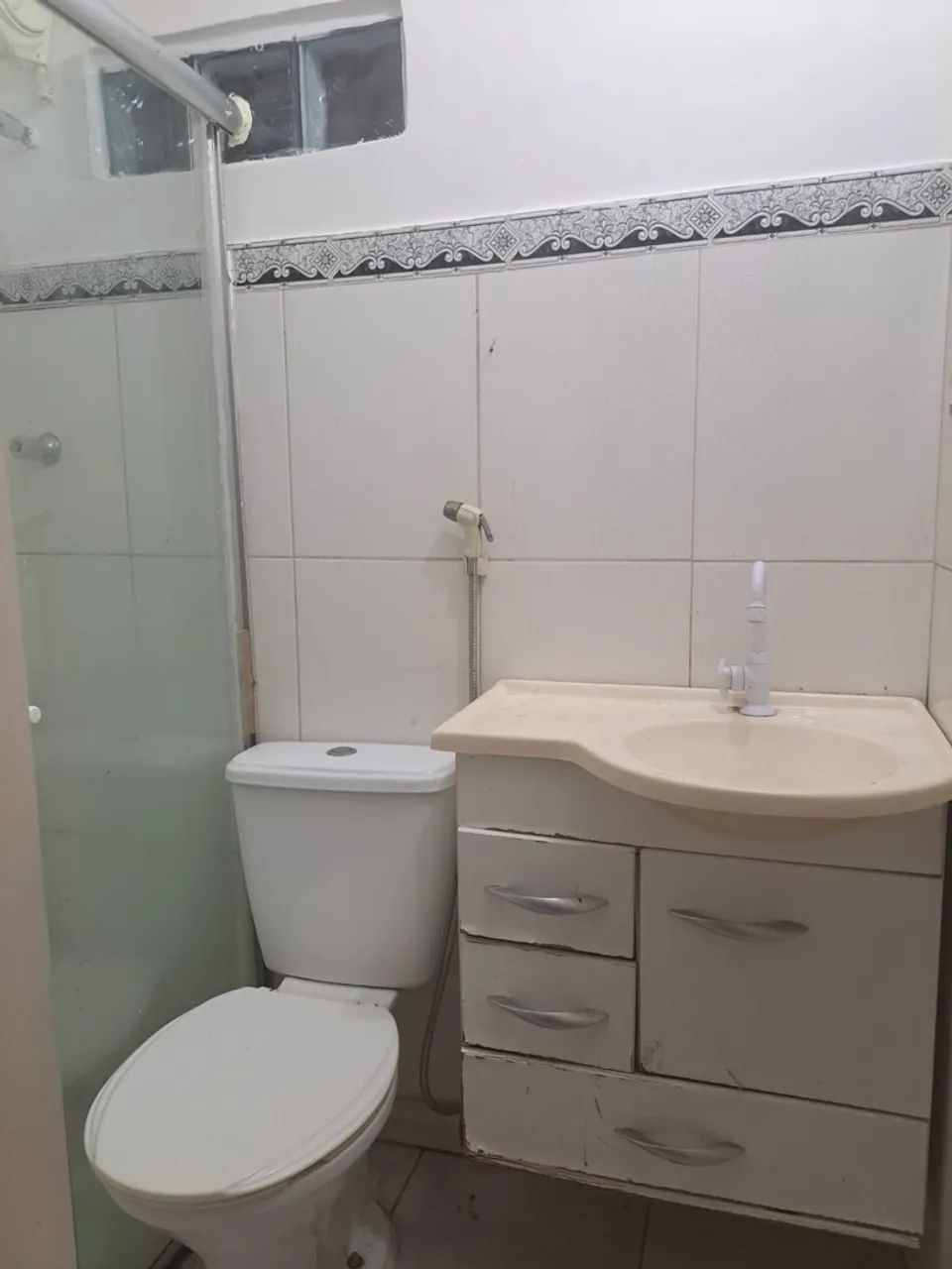 Alugo kitnet centro de Vila Velha - Foto 3