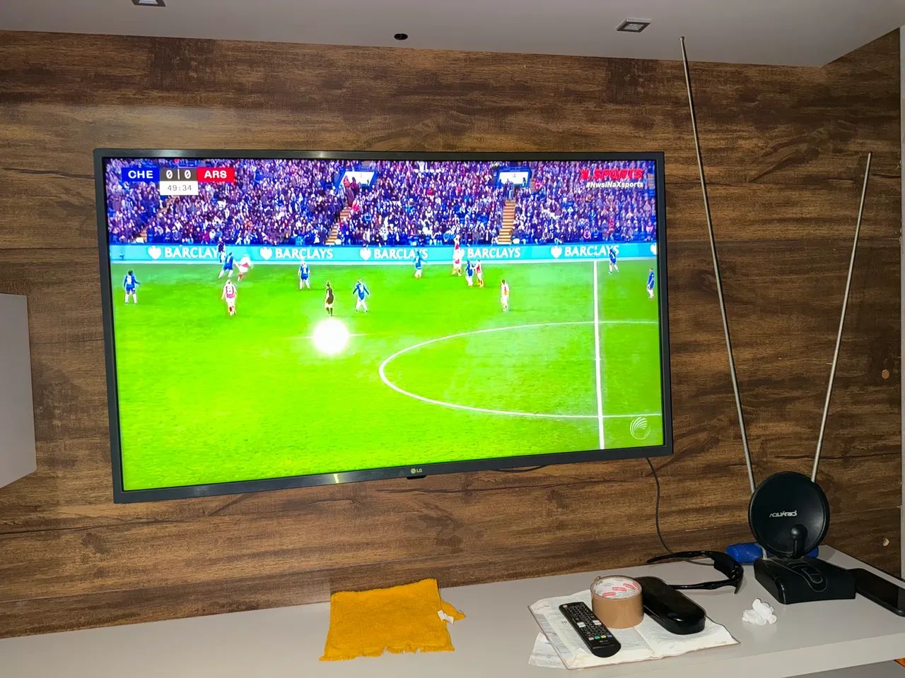 Tv LG 43 (Garantia até Julho 2026 ) com caixa 