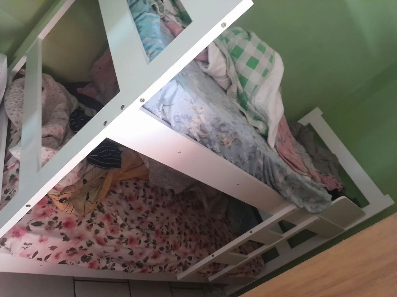 Vendo beliche com colchão 3 meses de uso