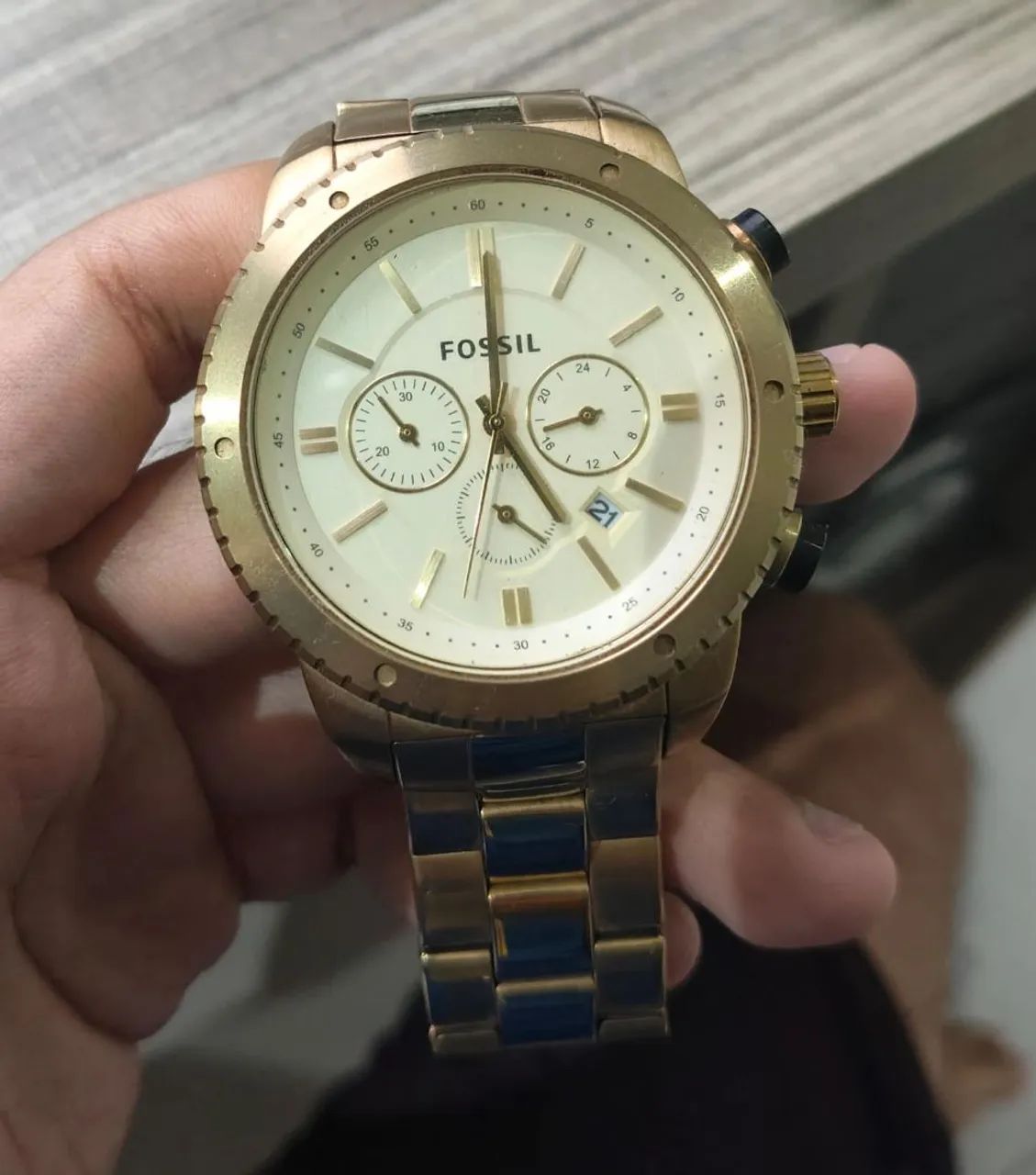 Relógio Fossil dourado - Foto 4