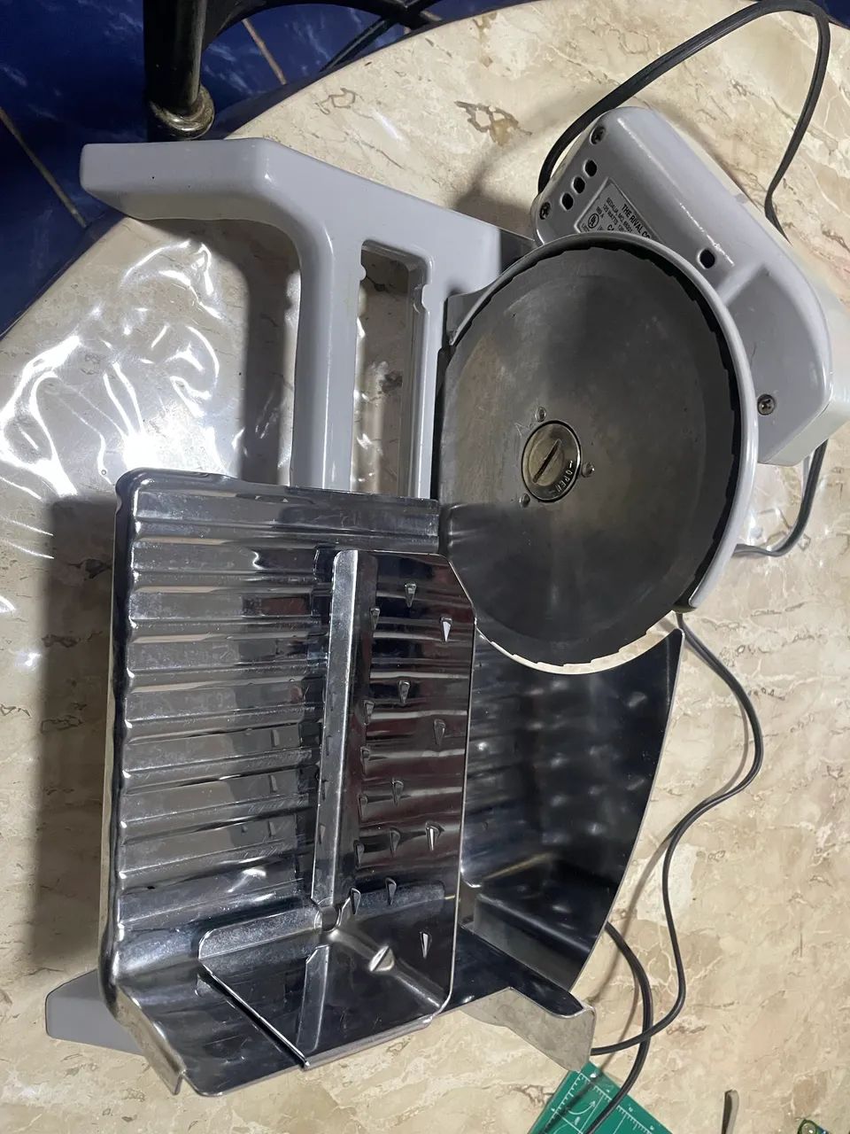 Fatiadora de alimentos Rival Eletric Food Slicer + Conversor de Voltagem - Foto 3
