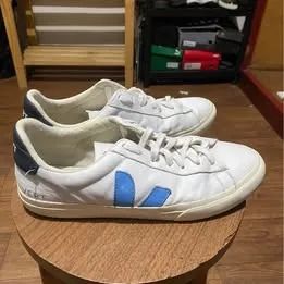 Tenis Vert - Tamanho 40  - Foto 2