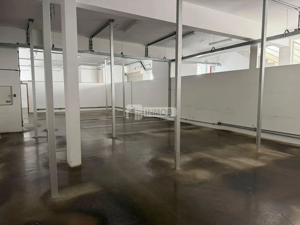 Loja Comercial no Centro de Taubaté, 1000m² para Locação - Foto 9