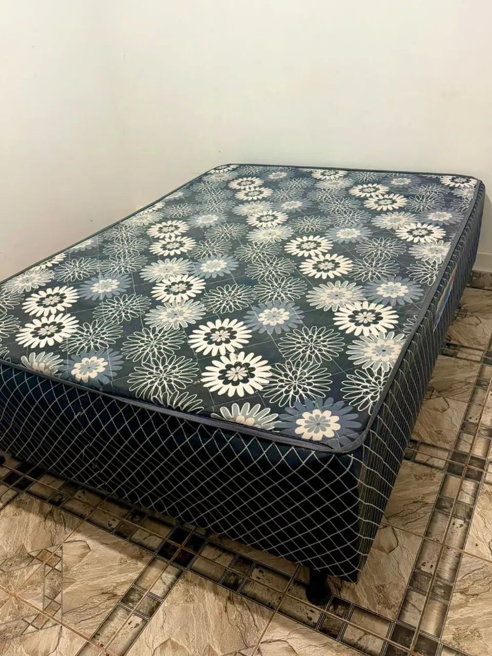 Cama Box de Casal com preço de desapego  - Foto 4