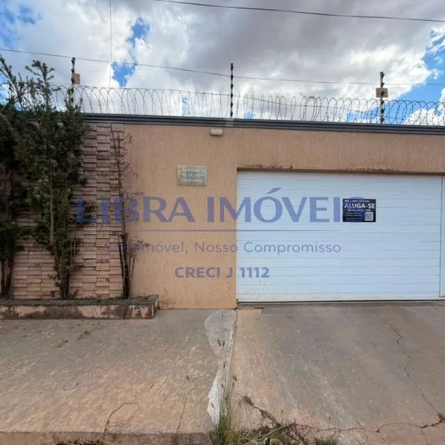 IMOBILIÁRIA LIBRA IMÓVEIS ALUGA CASA  - Foto 2
