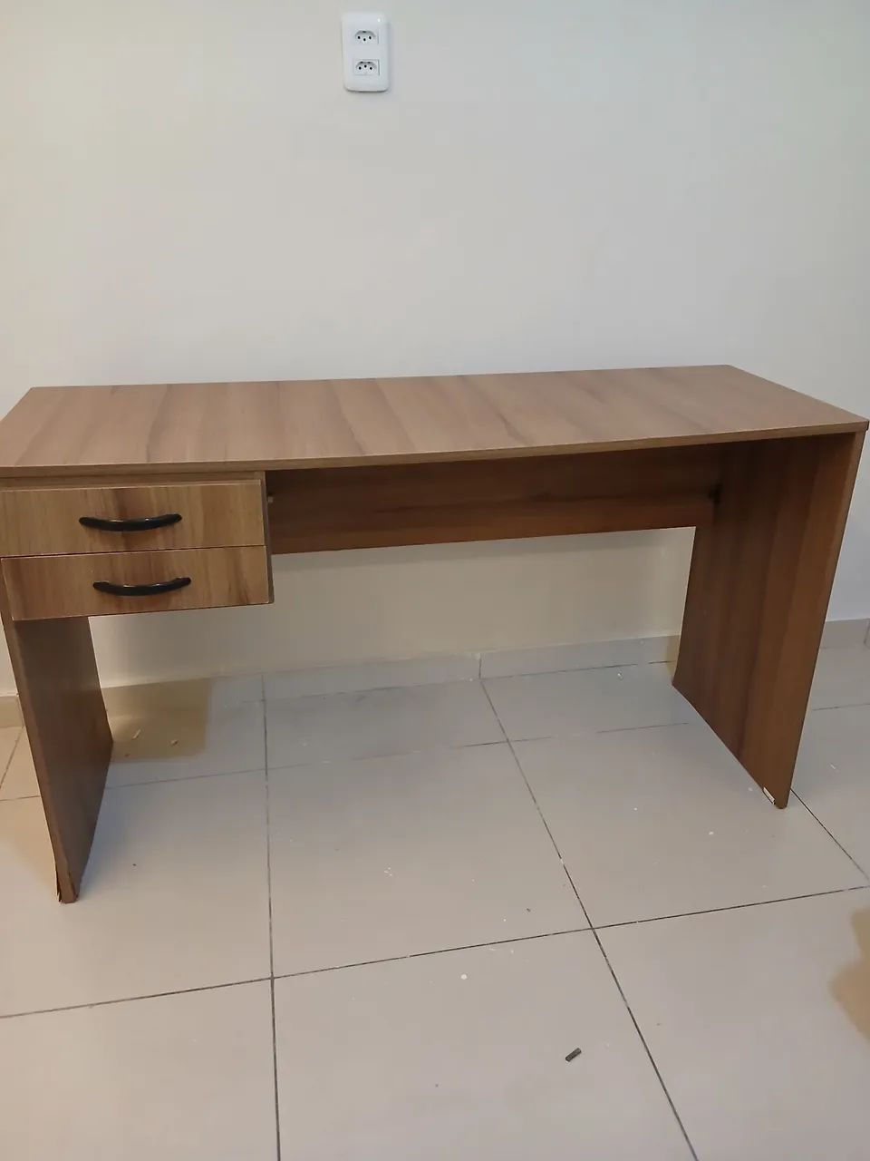 Mesa de Escritório com Duas Gavetas