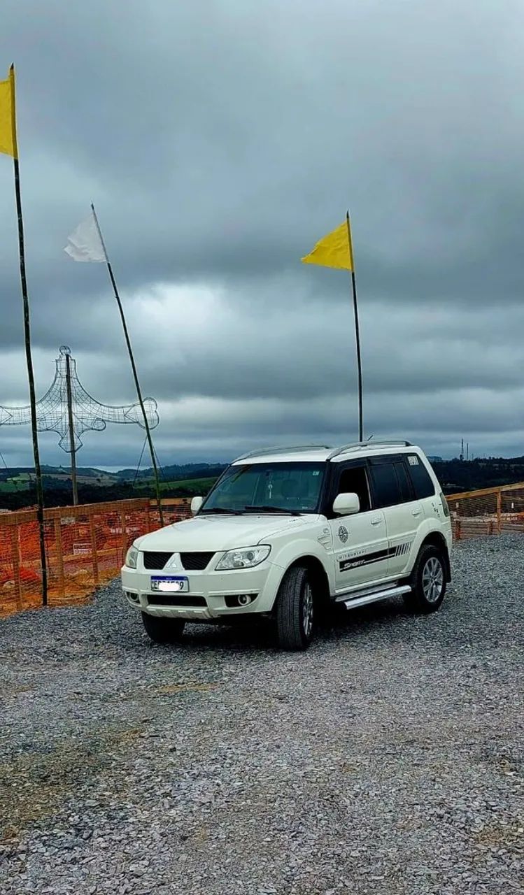 Mitsubishi Pajero TR4 2.0/ 2.0 Flex 16V 4X4 Aut. 2011 2011